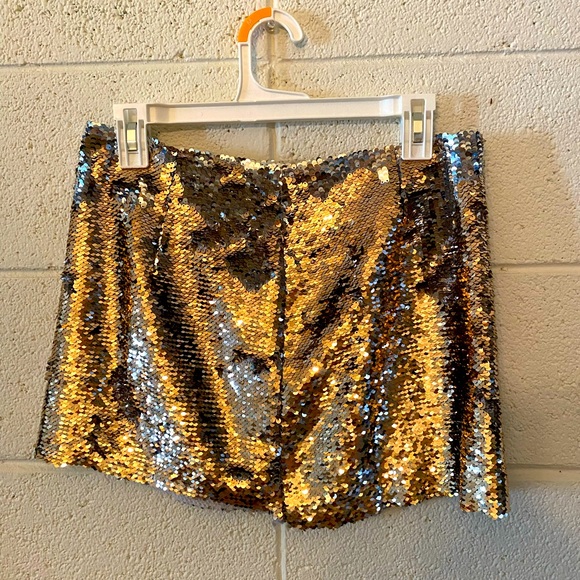 Gold and Silver Sequin skirt - Picture 2 of 2